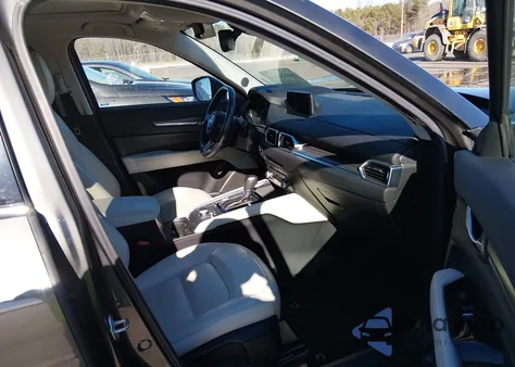 2019 Mazda Cx-5 Grand Touring z USA, uszkodzony, nr VIN JM3KFADM3K1602163